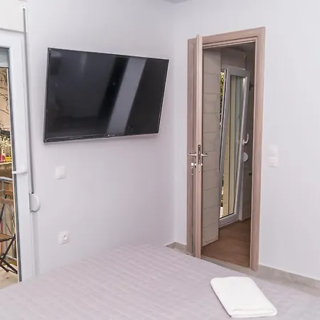 Livathous Lux For 2 Vipgreece. Athens